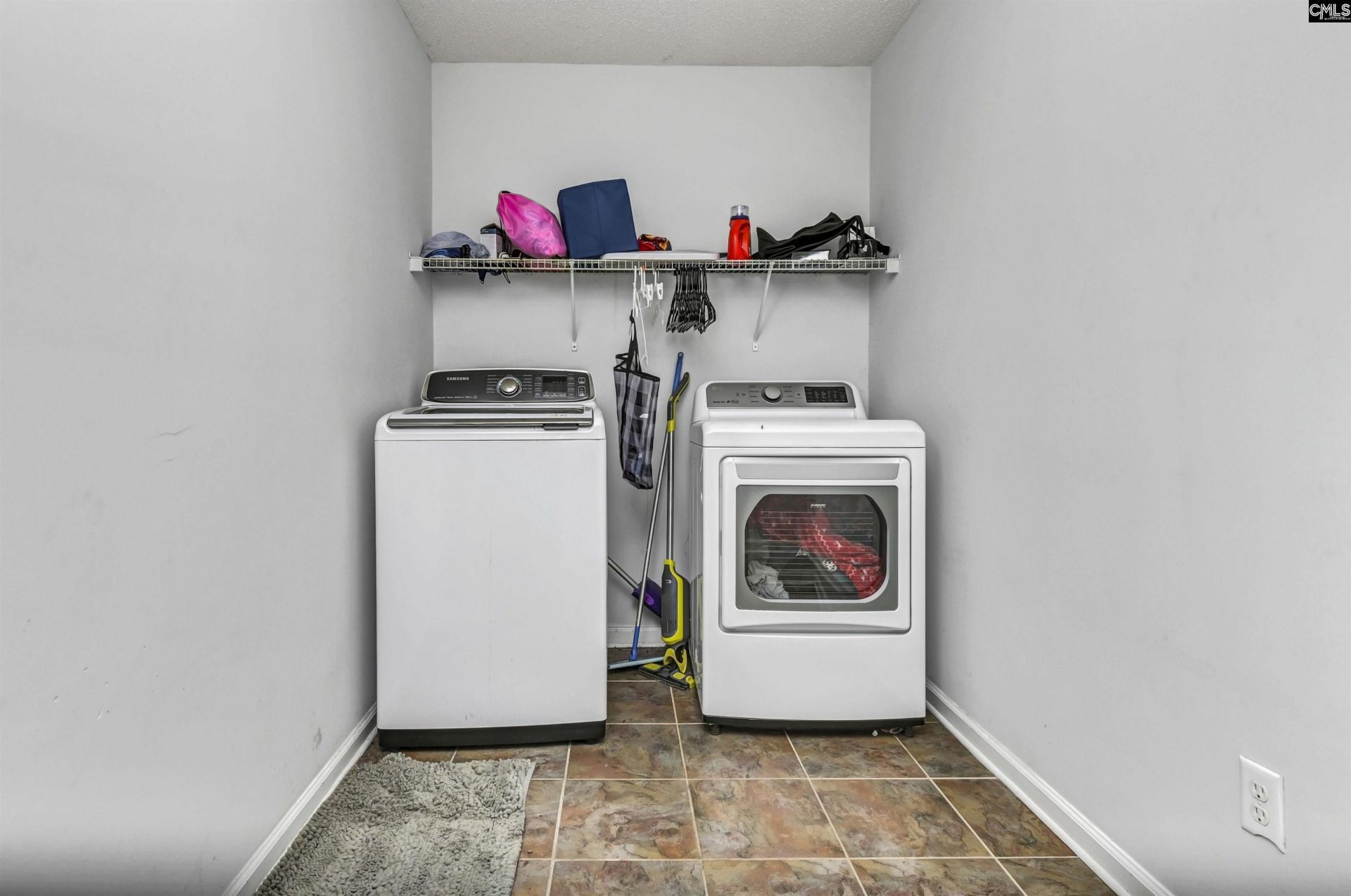 105 White Cedar Court Photo 16