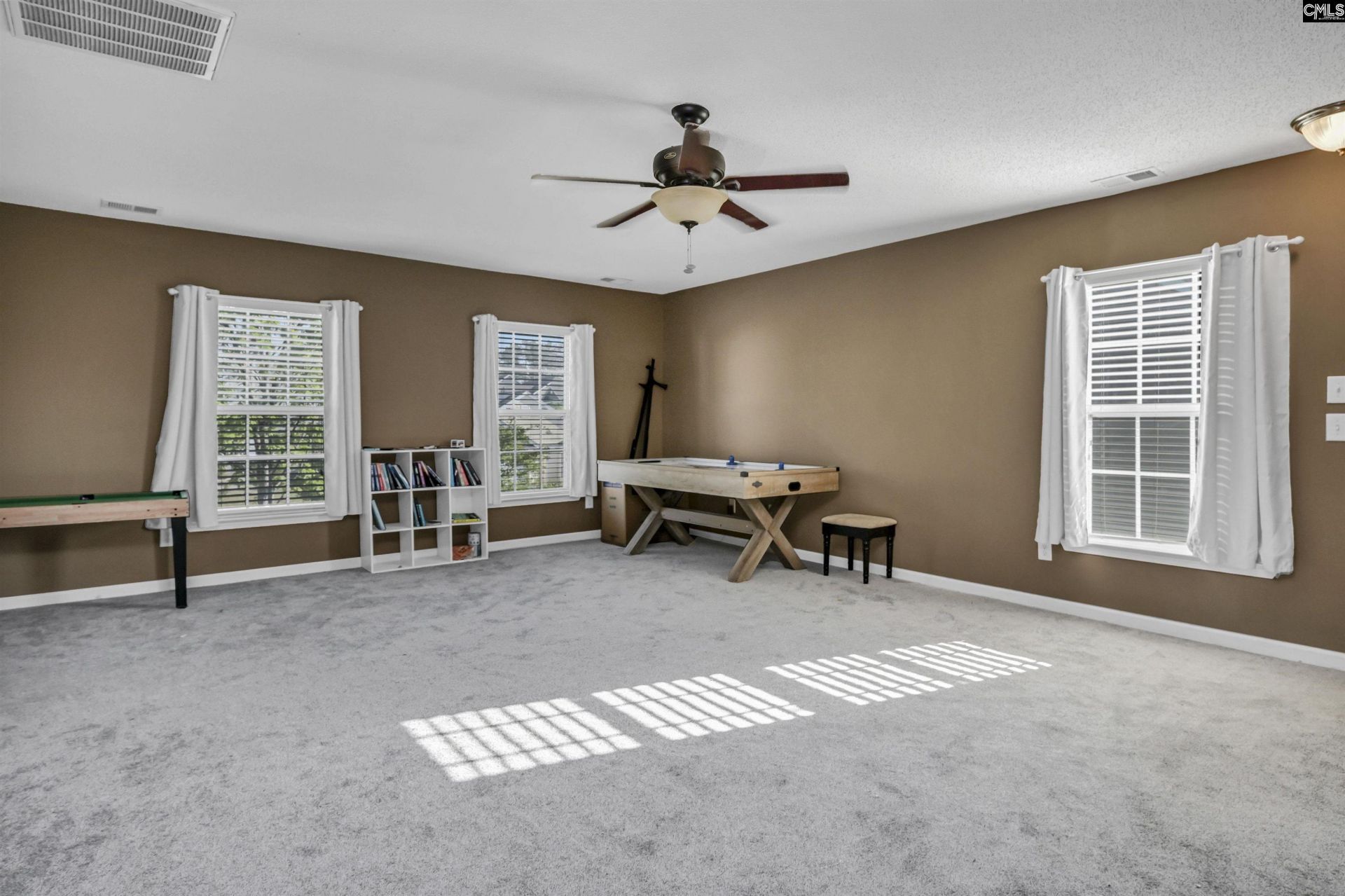 105 White Cedar Court Photo 19