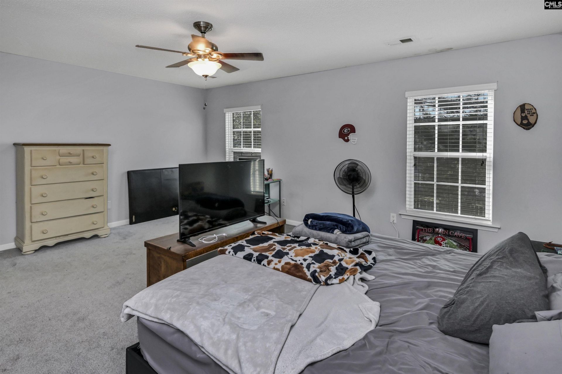 105 White Cedar Court Photo 23