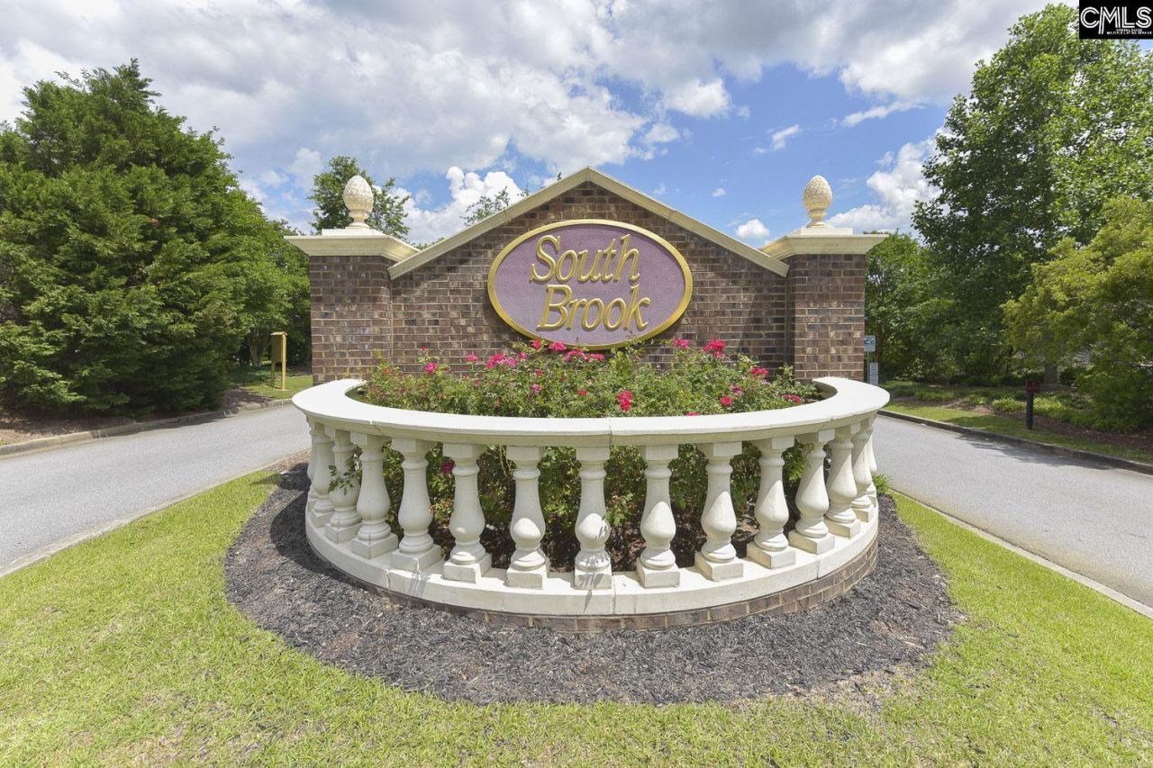 105 White Cedar Court Photo 34