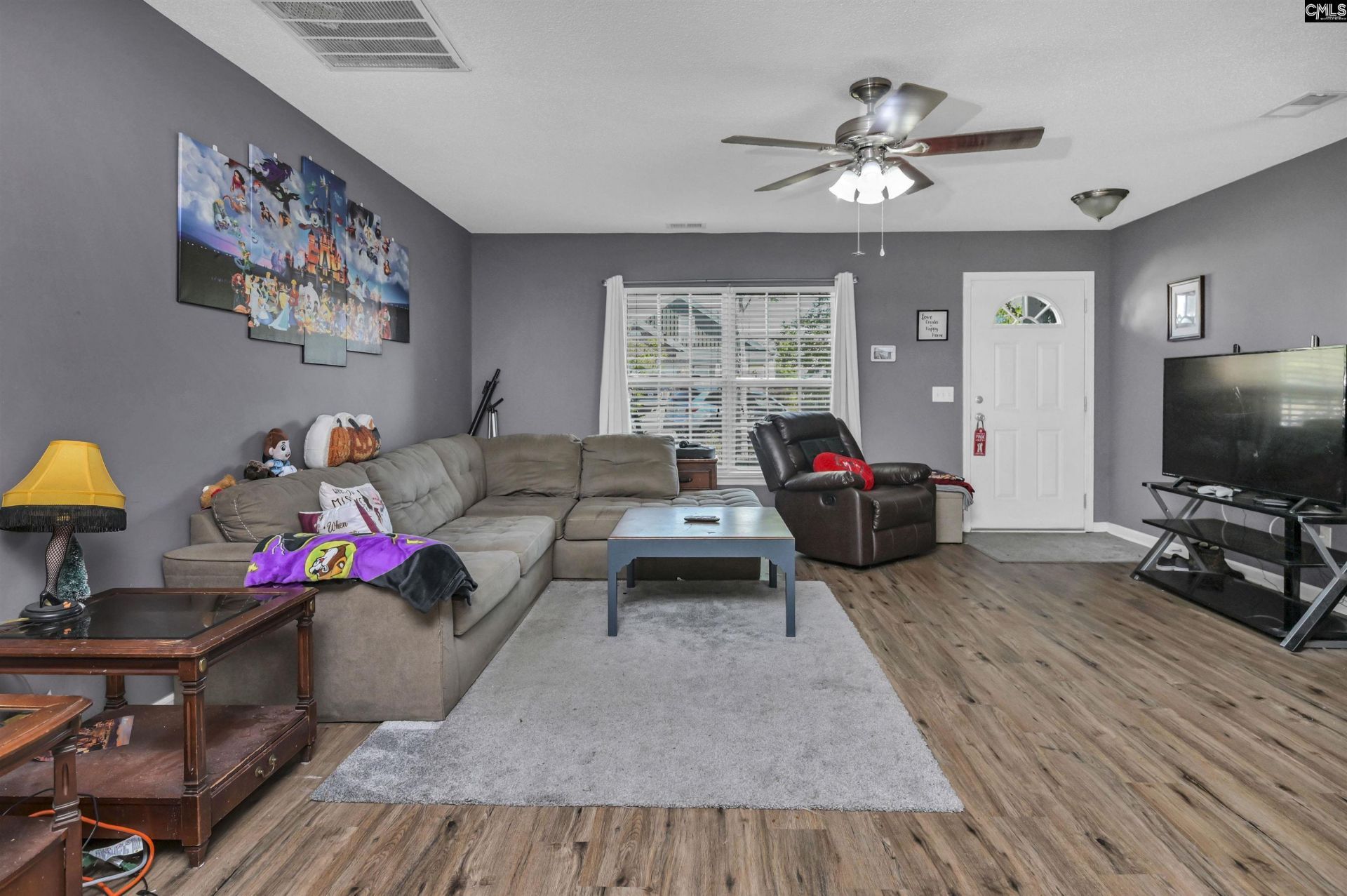 105 White Cedar Court Photo 7