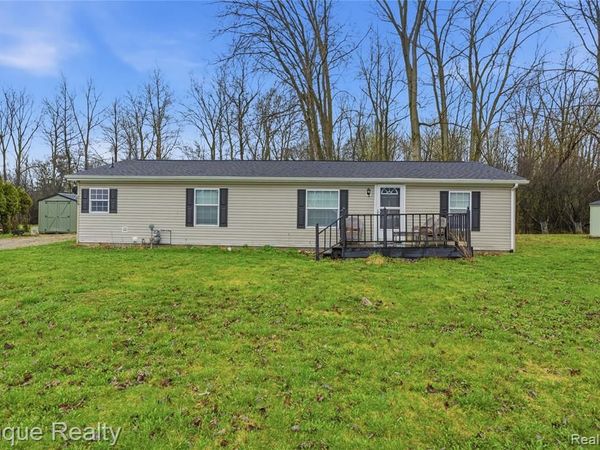 219 Clark Street, Yale, MI 48097