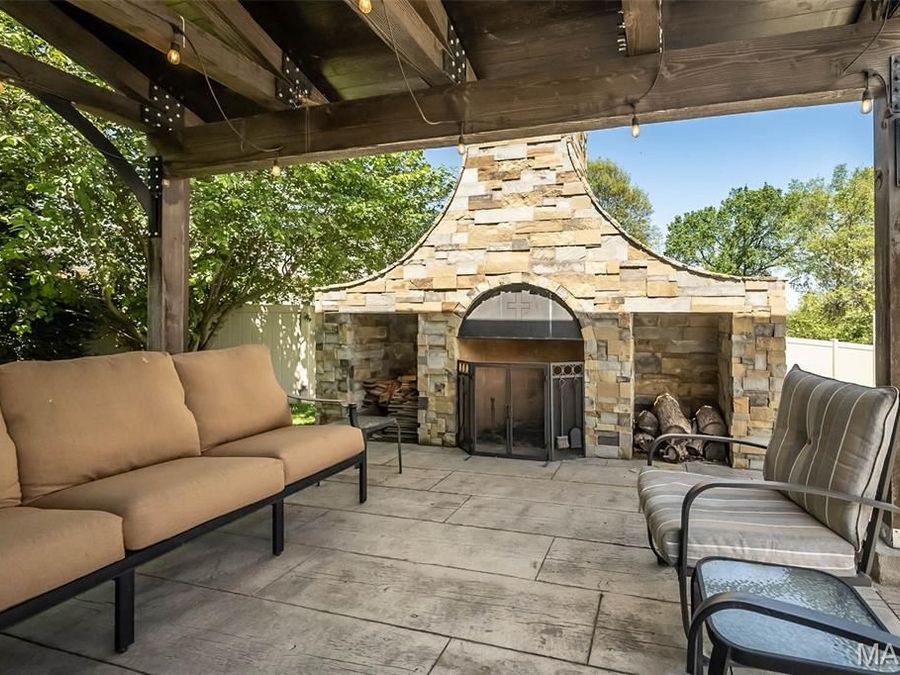 Property Image 80