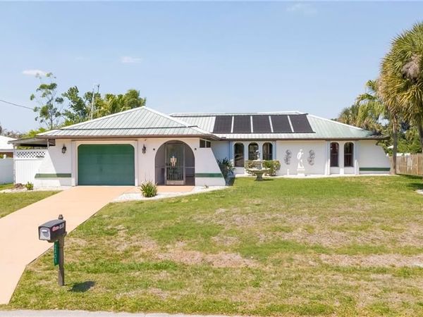 2401 Lakeview DR , LEHIGH ACRES, FL 33936