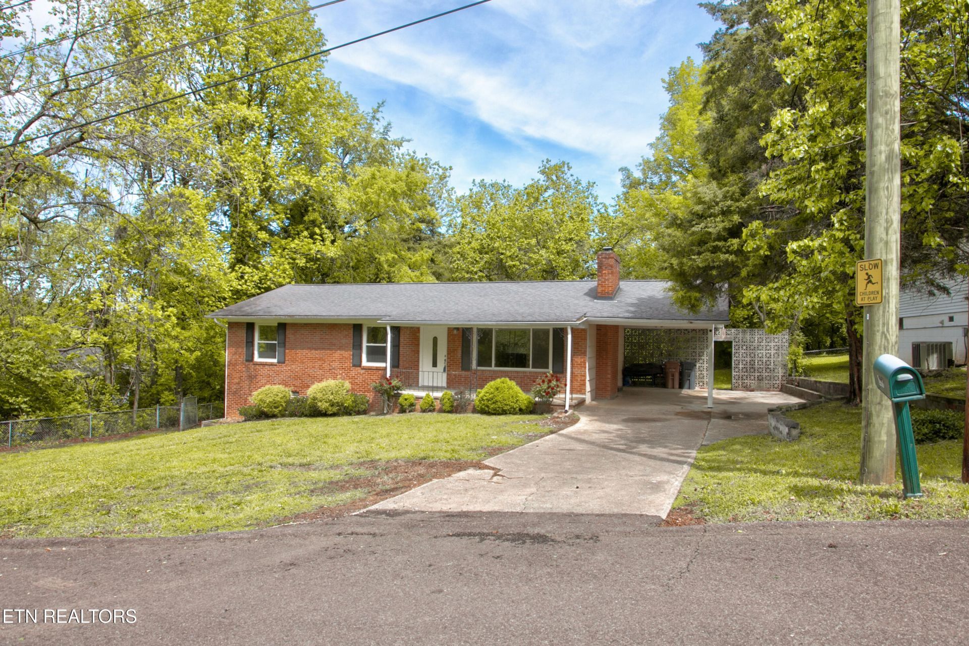 2516 Wayland Ave, Knoxville, TN 37914 Main Photo