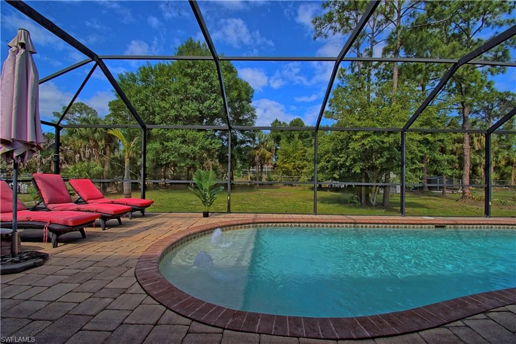 611 Cleveland Ave, Lehigh Acres, FL 33972 Photo