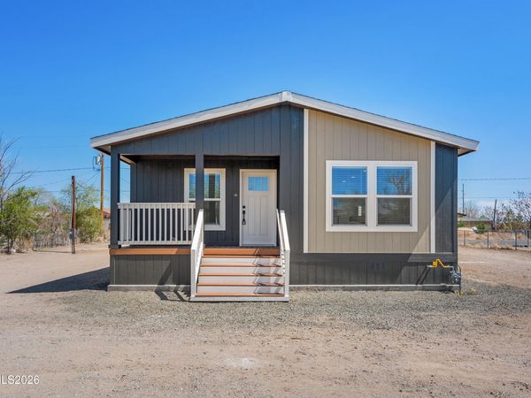 2950 Truckee Street, Silver Springs, NV 89429