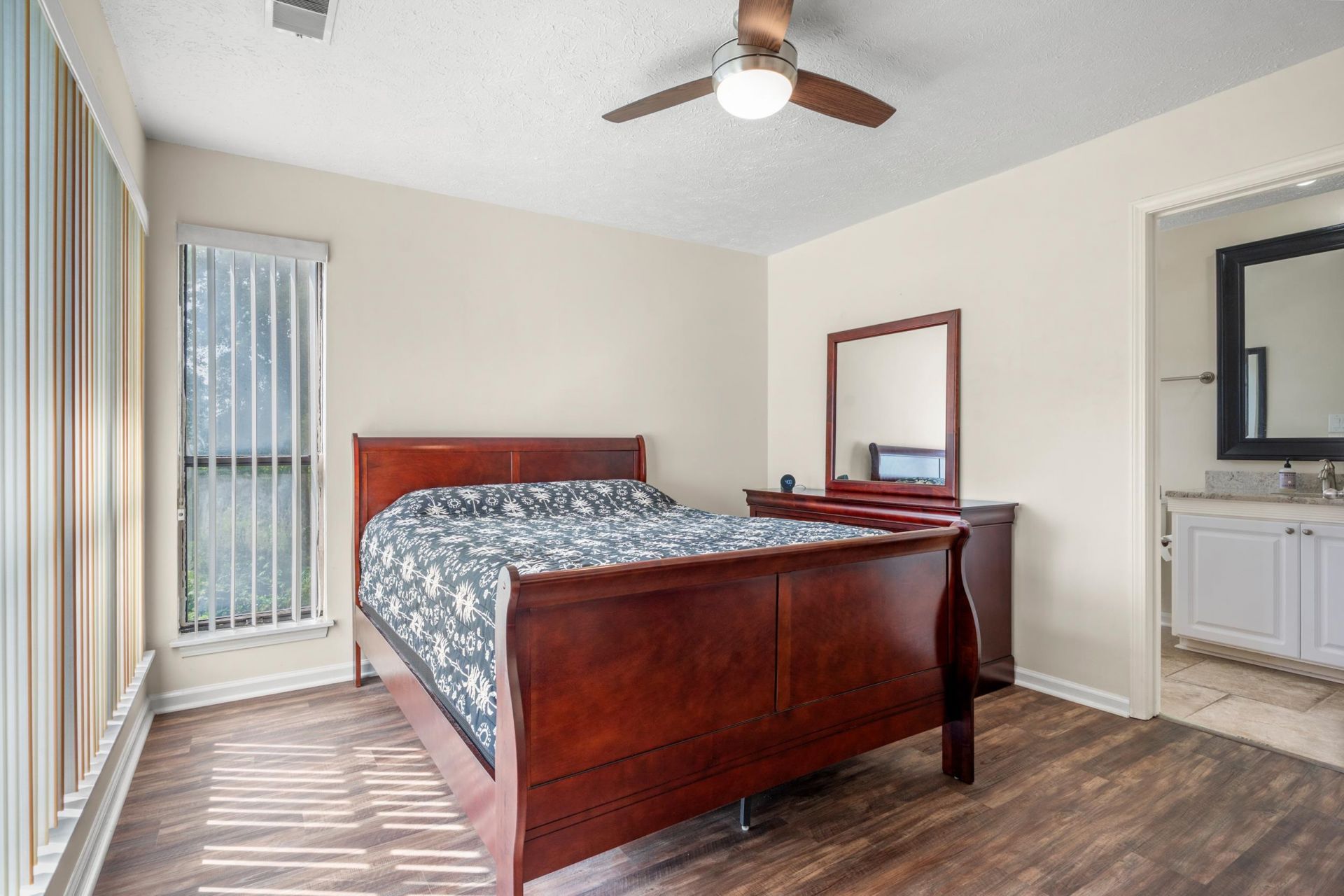 208 Indian Wells Ct.  Photo 10