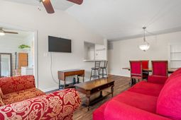 208 Indian Wells Ct.  photo 4