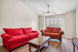 208 Indian Wells Ct.  photo 4