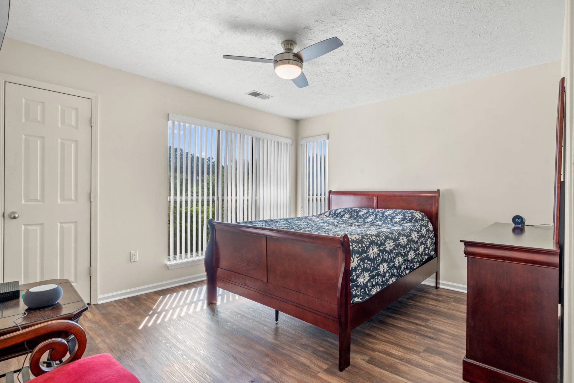 208 Indian Wells Ct.  Photo 9