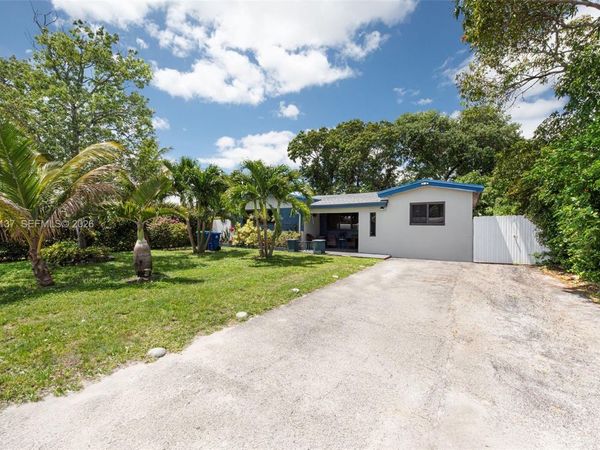 2630 Everglades Dr , Miramar, FL 33023