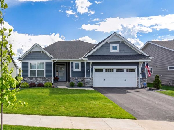 2040 Diamond Lane, Lino Lakes, MN 55038