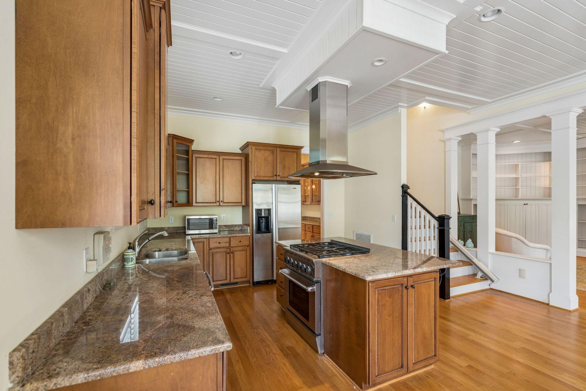 324 Shoals Drive Photo 17