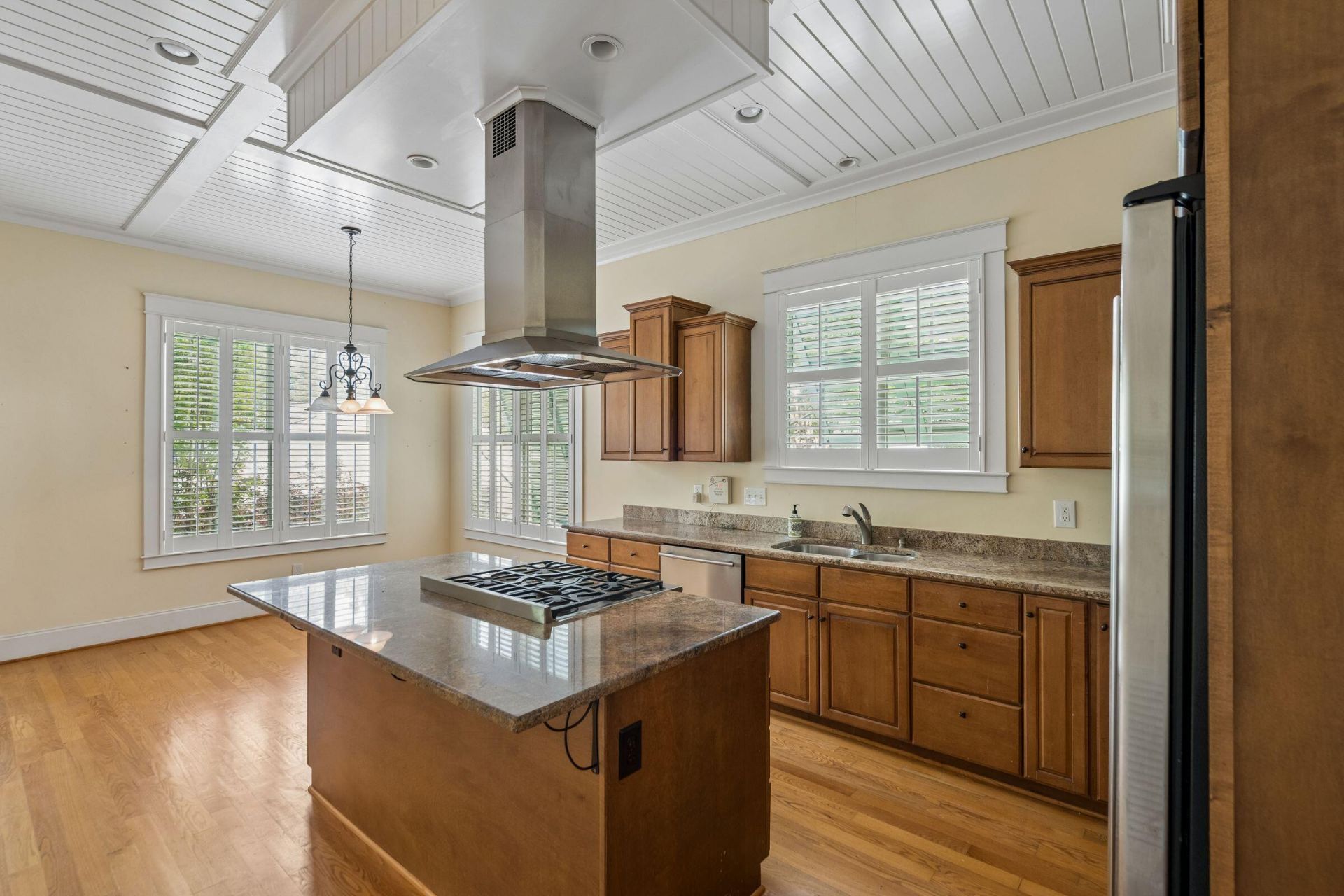 324 Shoals Drive Photo 19