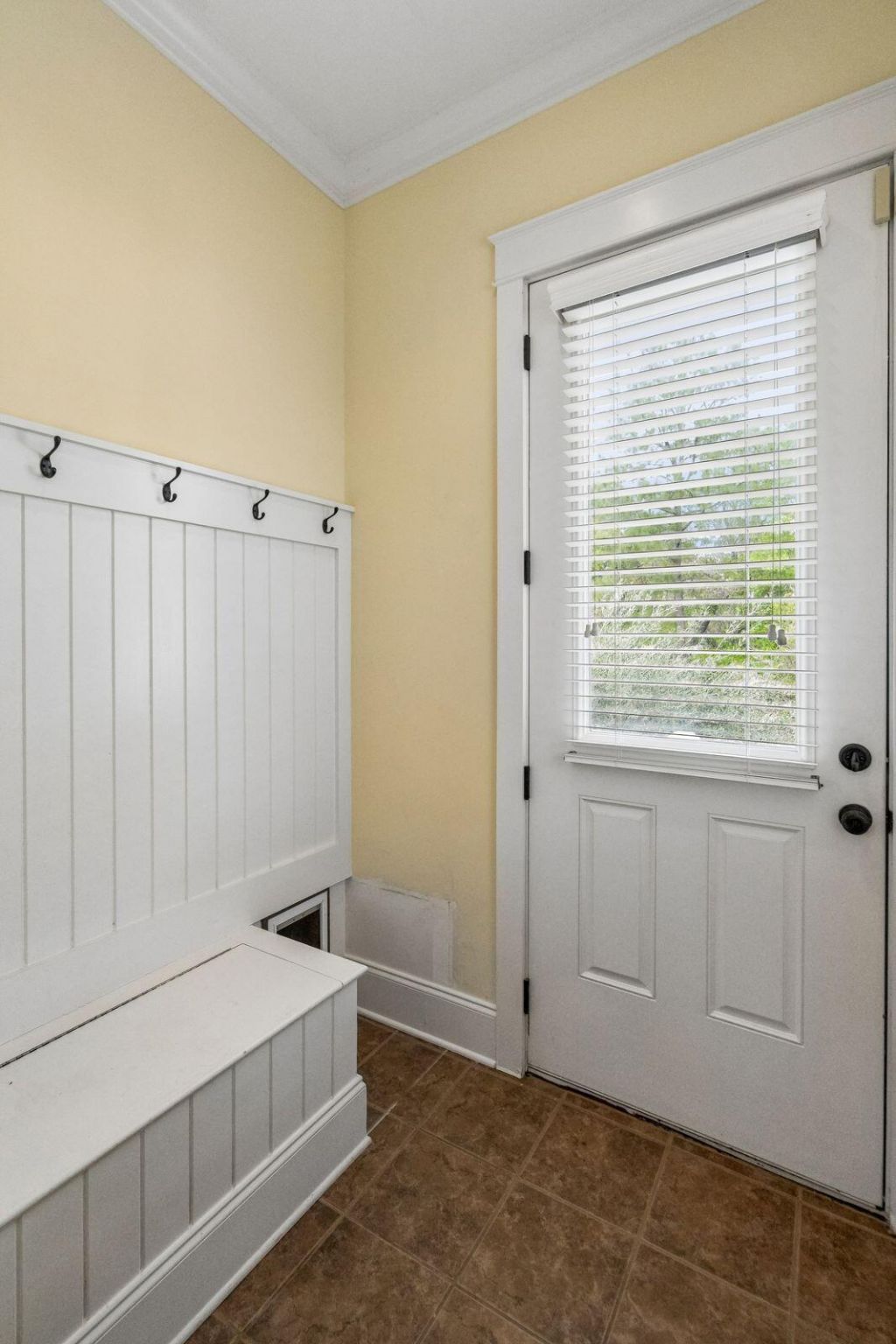 324 Shoals Drive Photo 24