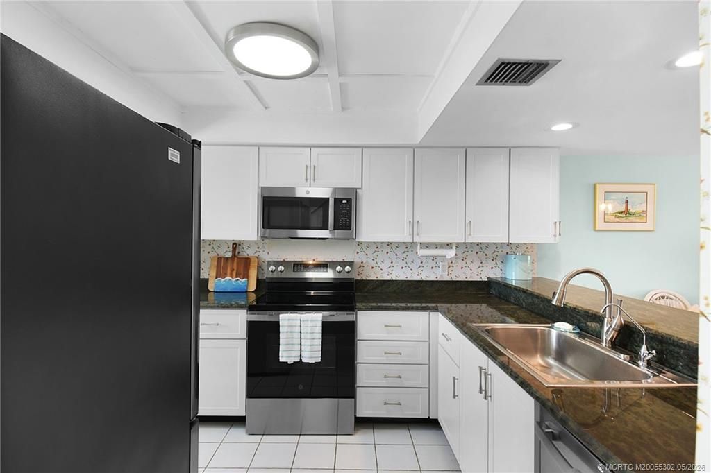 5532 NE Gulfstream Way, Stuart, FL 34996 Photo