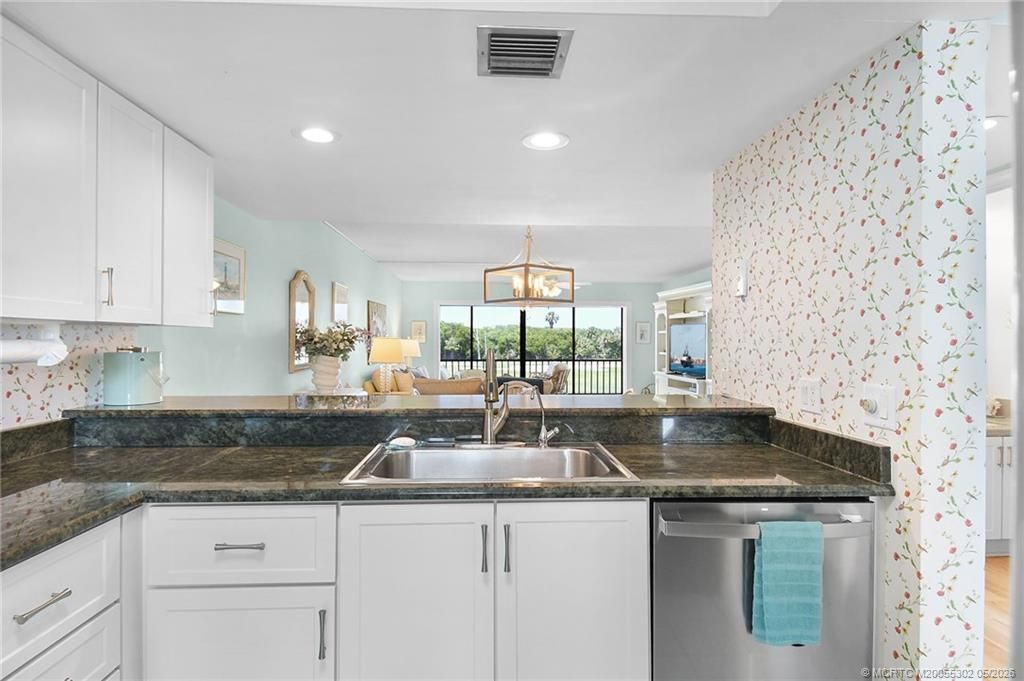 5532 NE Gulfstream Way, Stuart, FL 34996 Photo