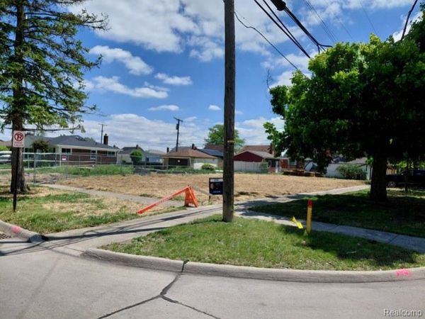 13581 Edison Street , Southgate, MI 48195