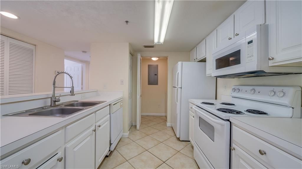 4105 Residence Dr, Unit 709, Fort Myers, FL 33901 Photo