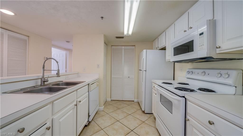 4105 Residence Dr, Unit 709, Fort Myers, FL 33901 Photo