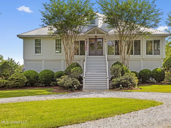 13130 Jordan Bluff Road, Kiln, MS 39556