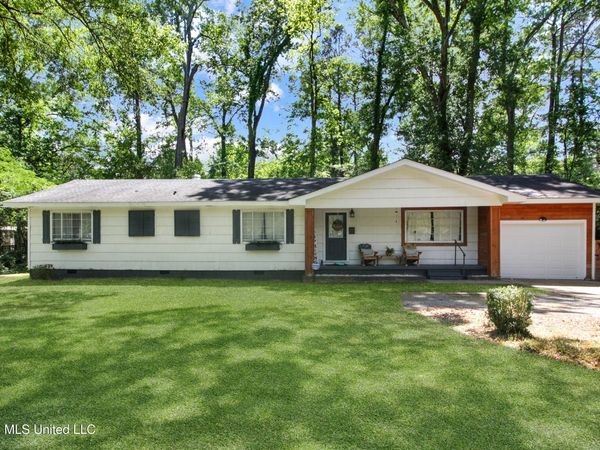 1849 Parkridge Drive, Jackson, MS 39211