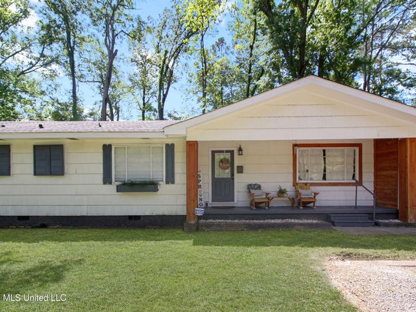 1849 Parkridge Drive, Jackson, MS 39211