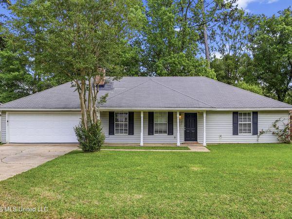 121 Bellegrove Circle, Brandon, MS 39047