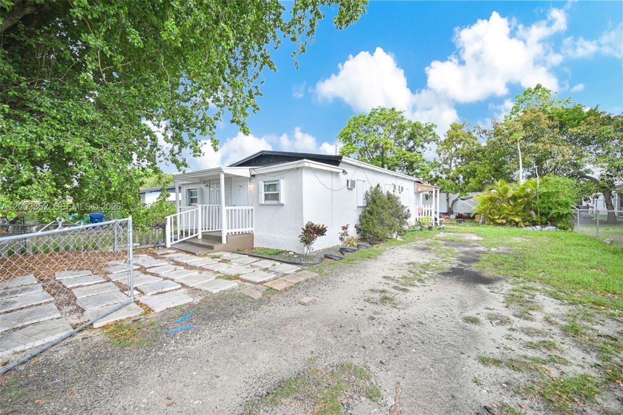 10601 SW 172nd St, Miami, FL 33157 Photo