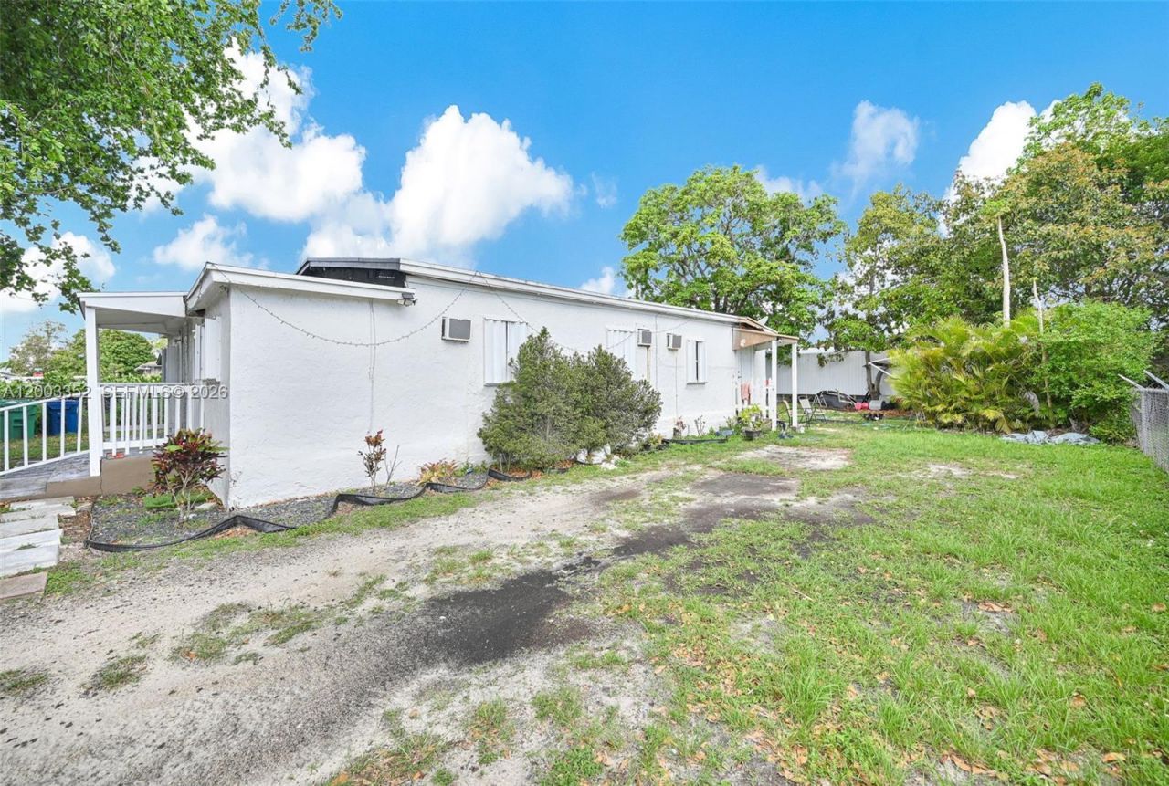 10601 SW 172nd St, Miami, FL 33157 Photo