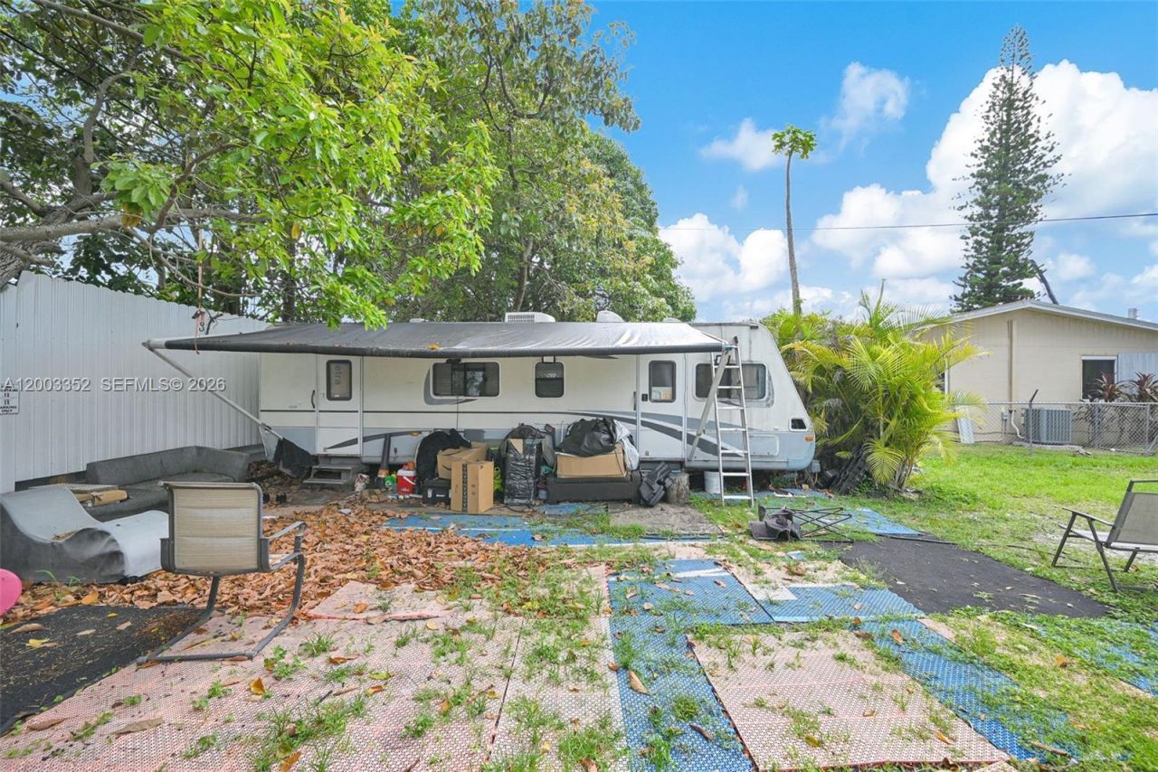 10601 SW 172nd St, Miami, FL 33157 Photo