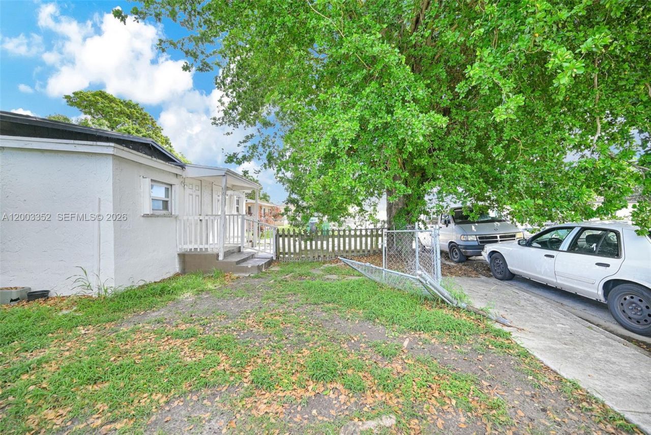 10601 SW 172nd St, Miami, FL 33157 Photo