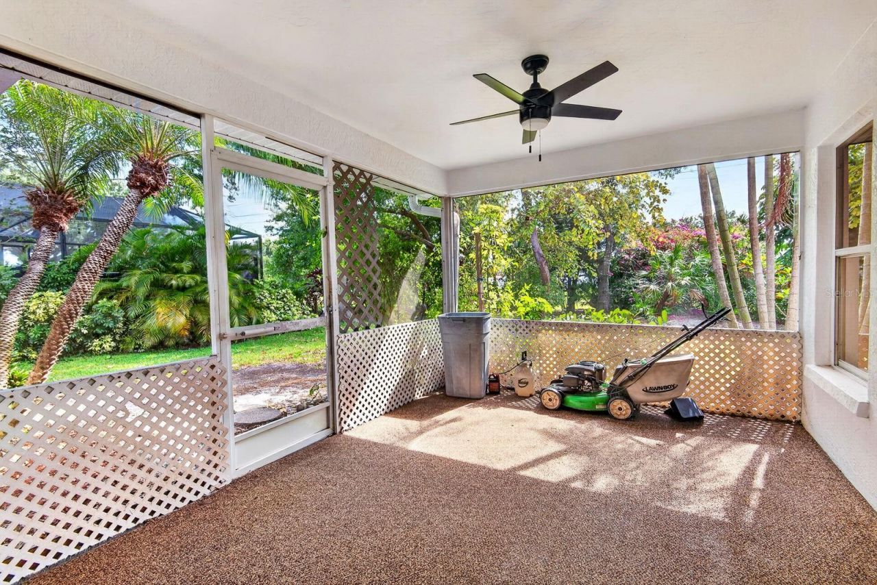 4913 72nd Court E, Bradenton, FL 34203 Photo