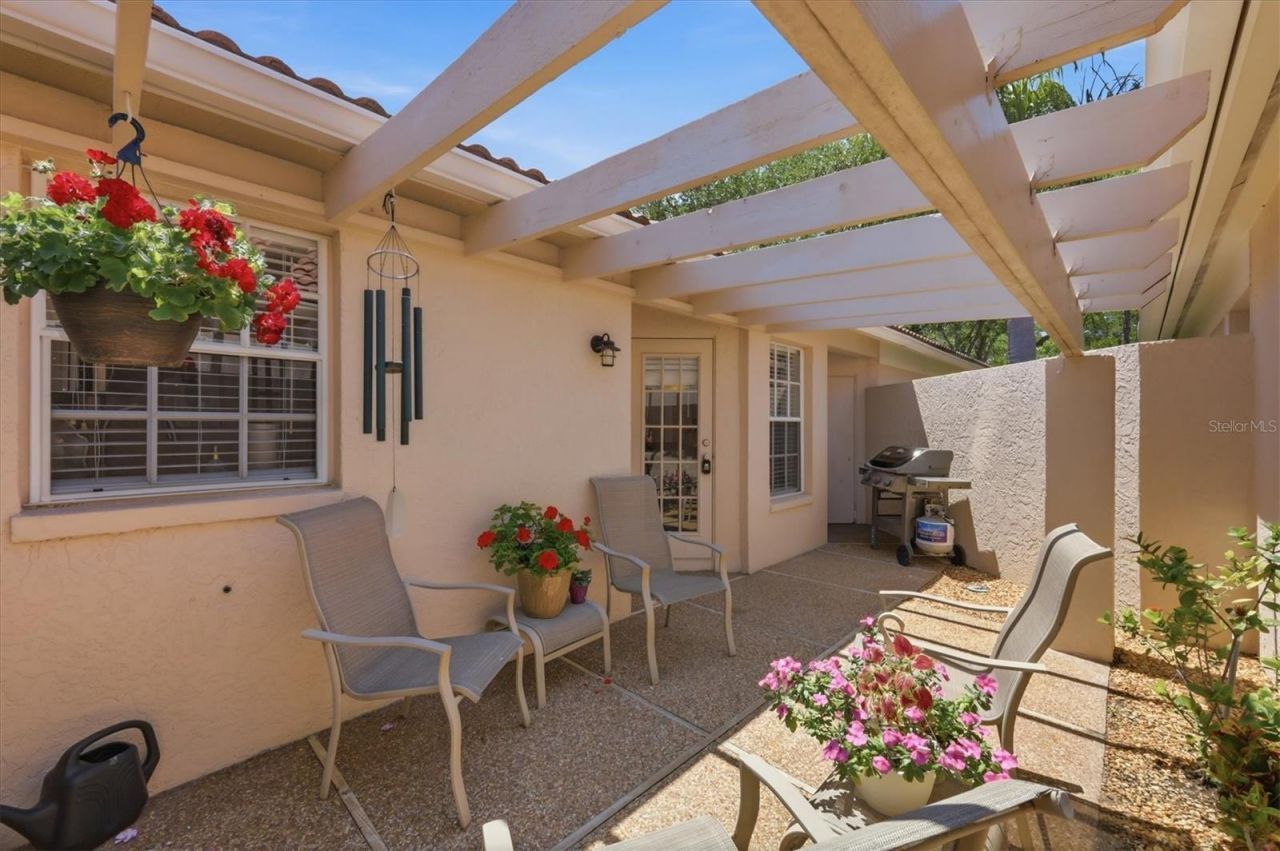 4068 Lyndhurst Court , Sarasota, FL 34235 Photo