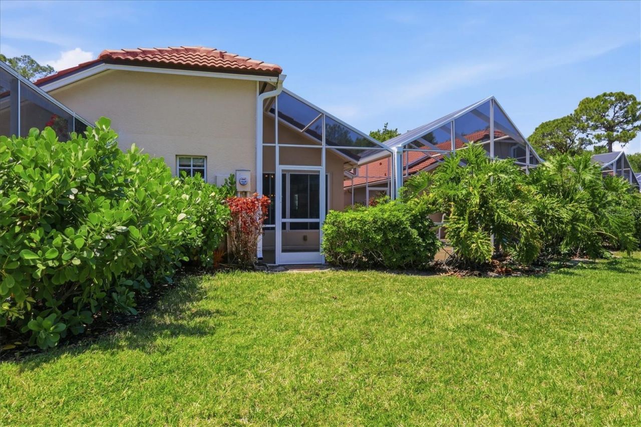 4068 Lyndhurst Court , Sarasota, FL 34235 Photo