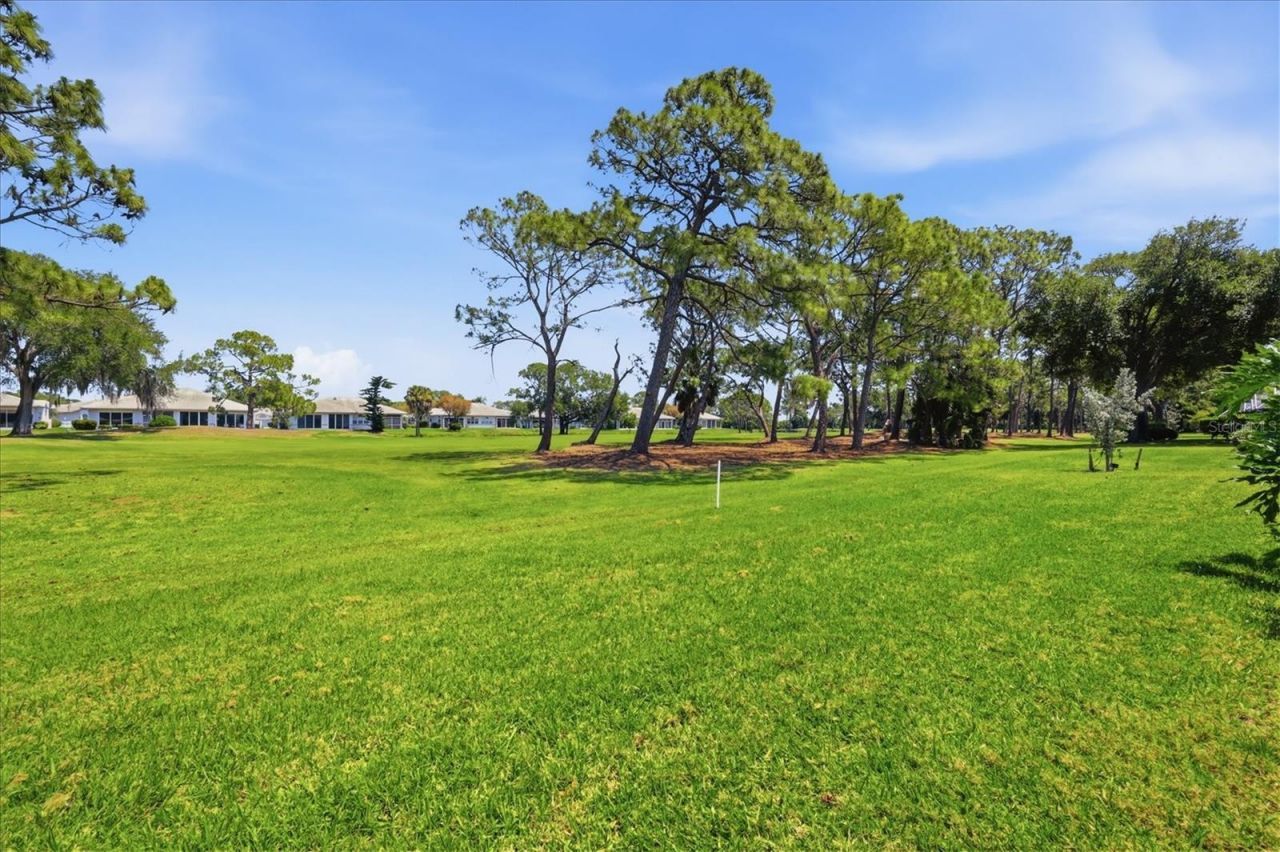 4068 Lyndhurst Court , Sarasota, FL 34235 Photo