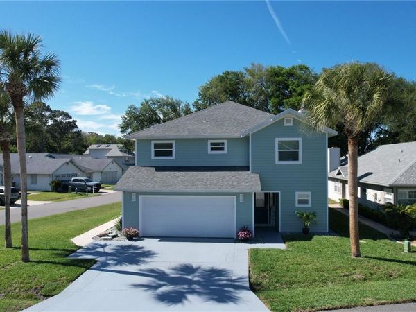 68 BRISTOL LANE , PALM COAST, FL 32137