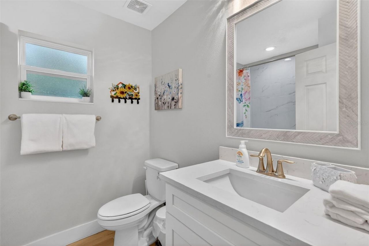 335 Vincent Drive , Mount Dora, FL 32757 Photo