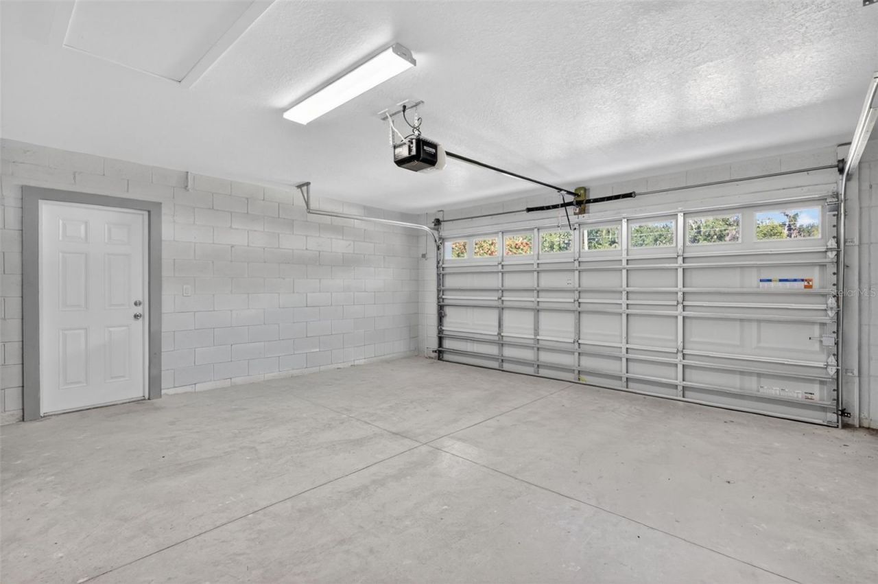 335 Vincent Drive , Mount Dora, FL 32757 Photo