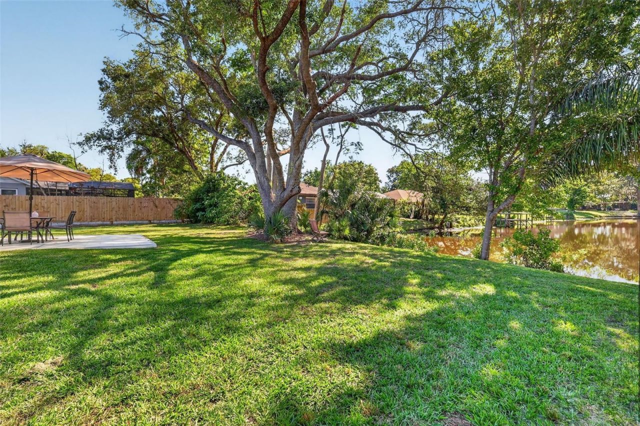 335 Vincent Drive , Mount Dora, FL 32757 Photo