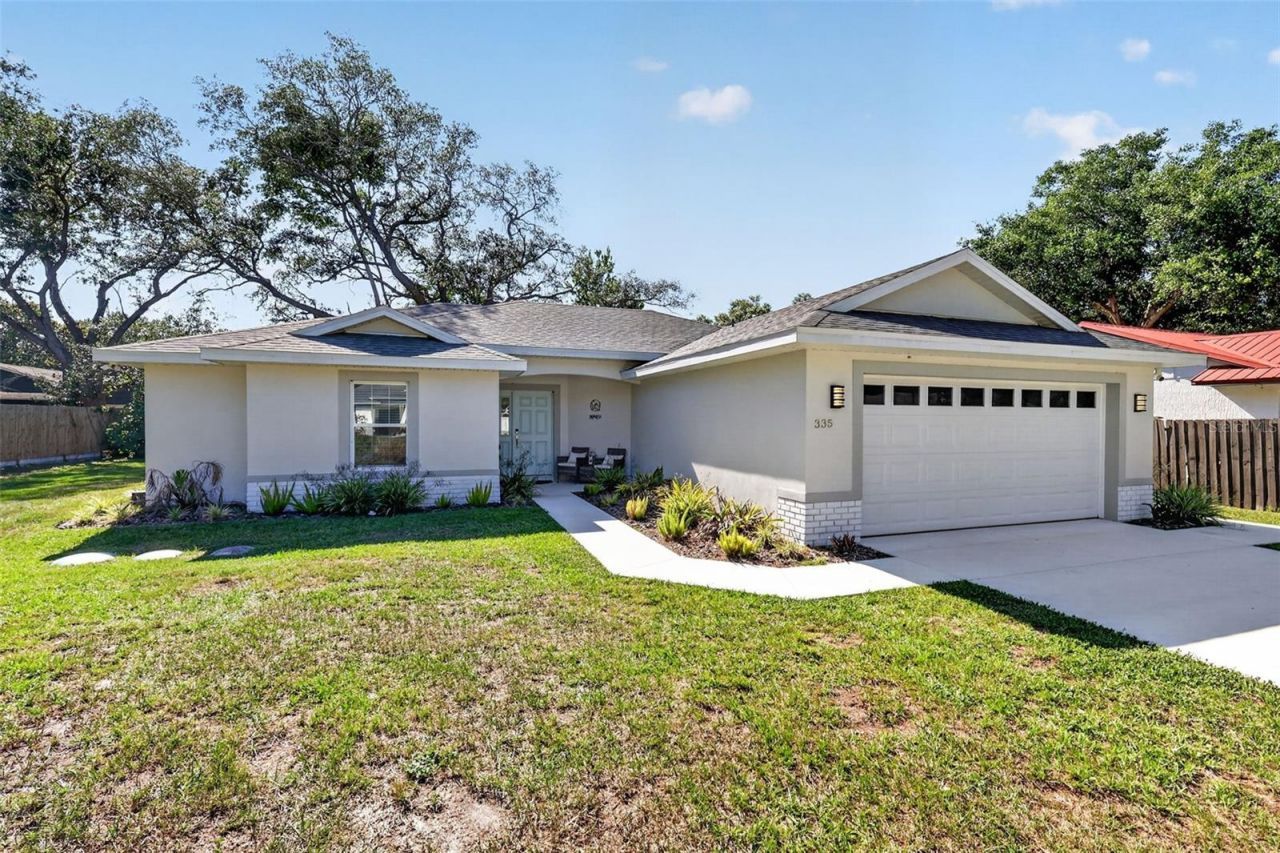 335 Vincent Drive , Mount Dora, FL 32757 Photo
