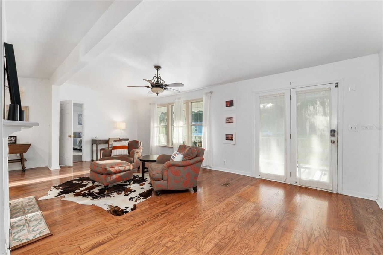 20361 1st Street, Mc Intosh, FL 32664 Photo