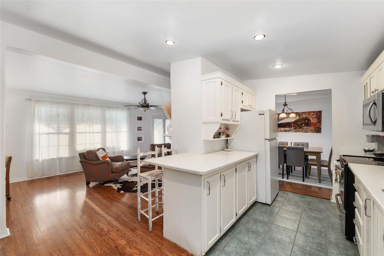 20361 1st Street, Mc Intosh, FL 32664 Photo