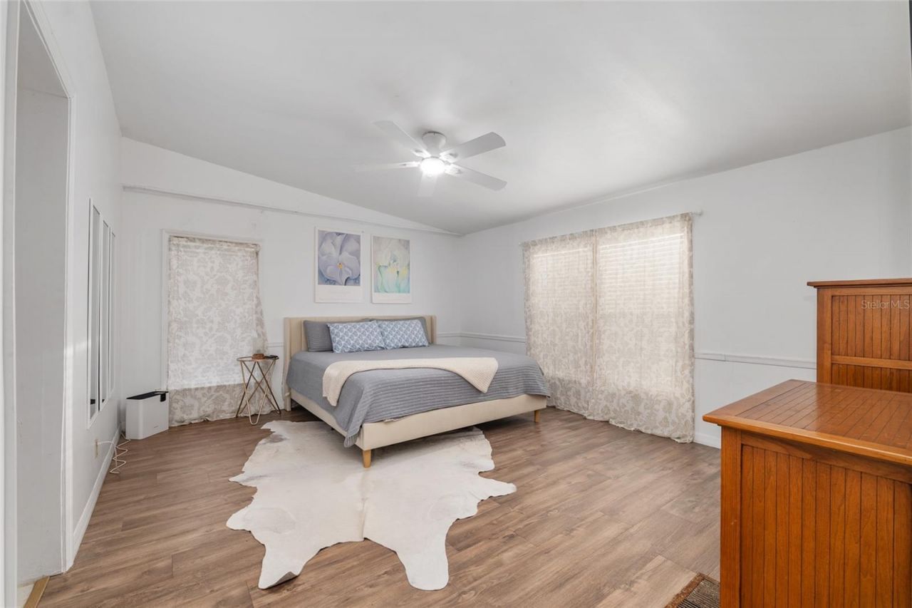 20361 1st Street, Mc Intosh, FL 32664 Photo