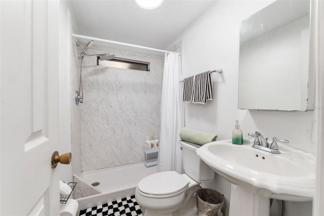 20361 1st Street, Mc Intosh, FL 32664 Photo