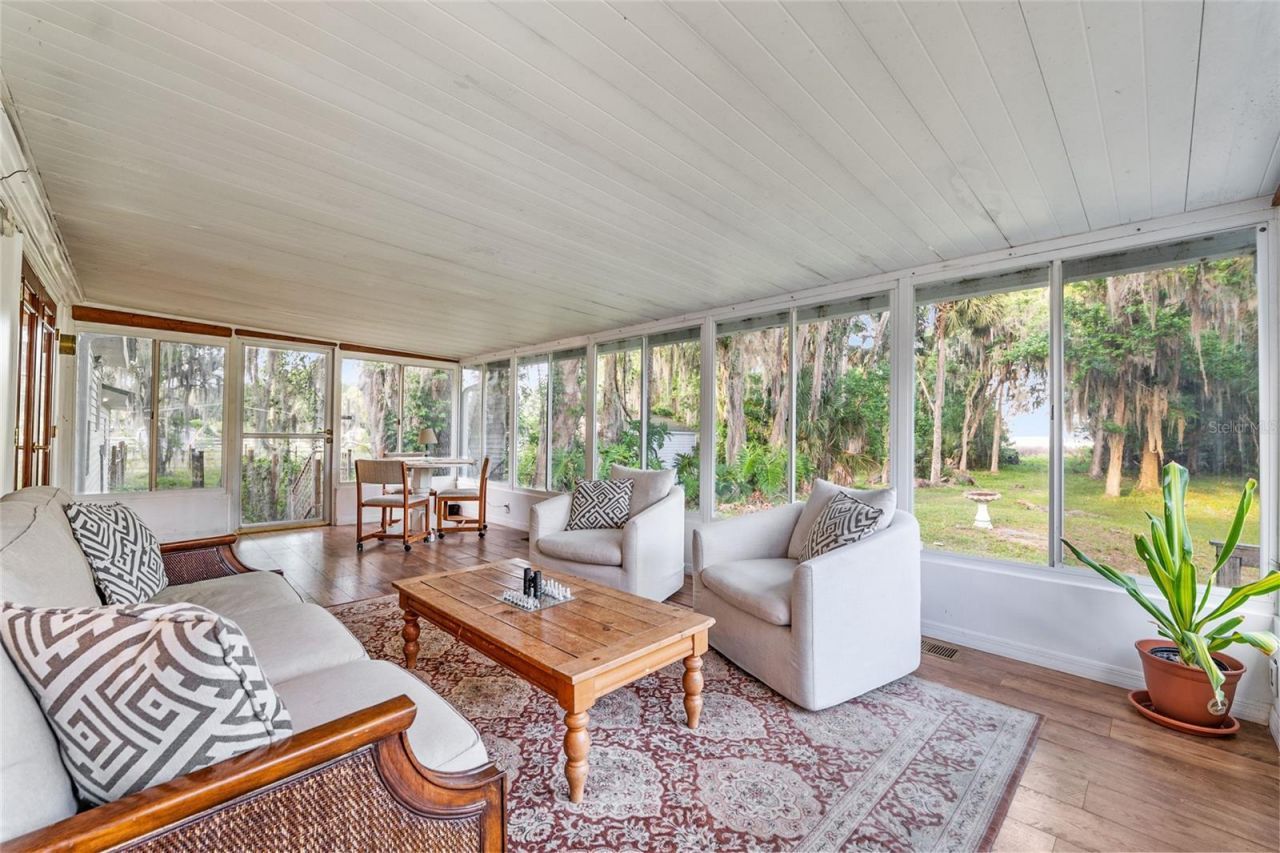 20361 1st Street, Mc Intosh, FL 32664 Photo