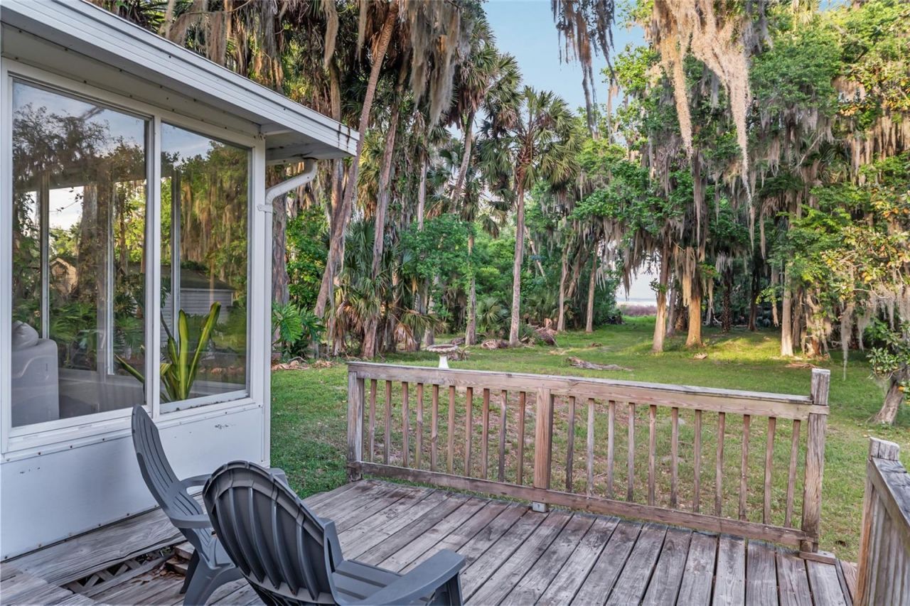 20361 1st Street, Mc Intosh, FL 32664 Photo