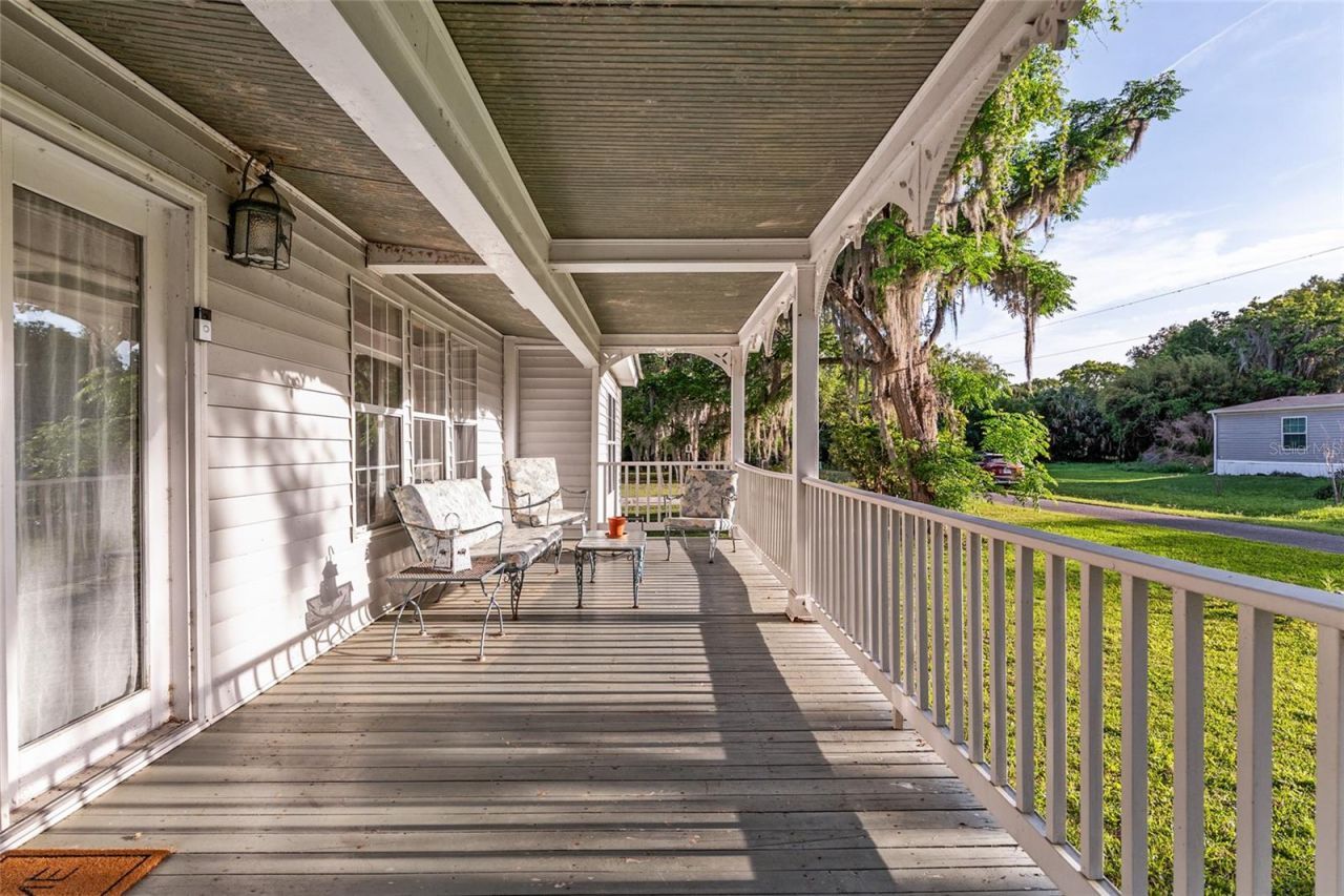 20361 1st Street, Mc Intosh, FL 32664 Photo