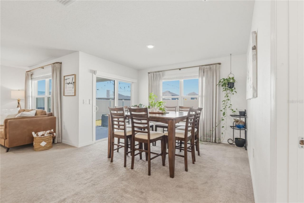 2114 NW 246th Terrace , Newberry, FL 32669 Photo